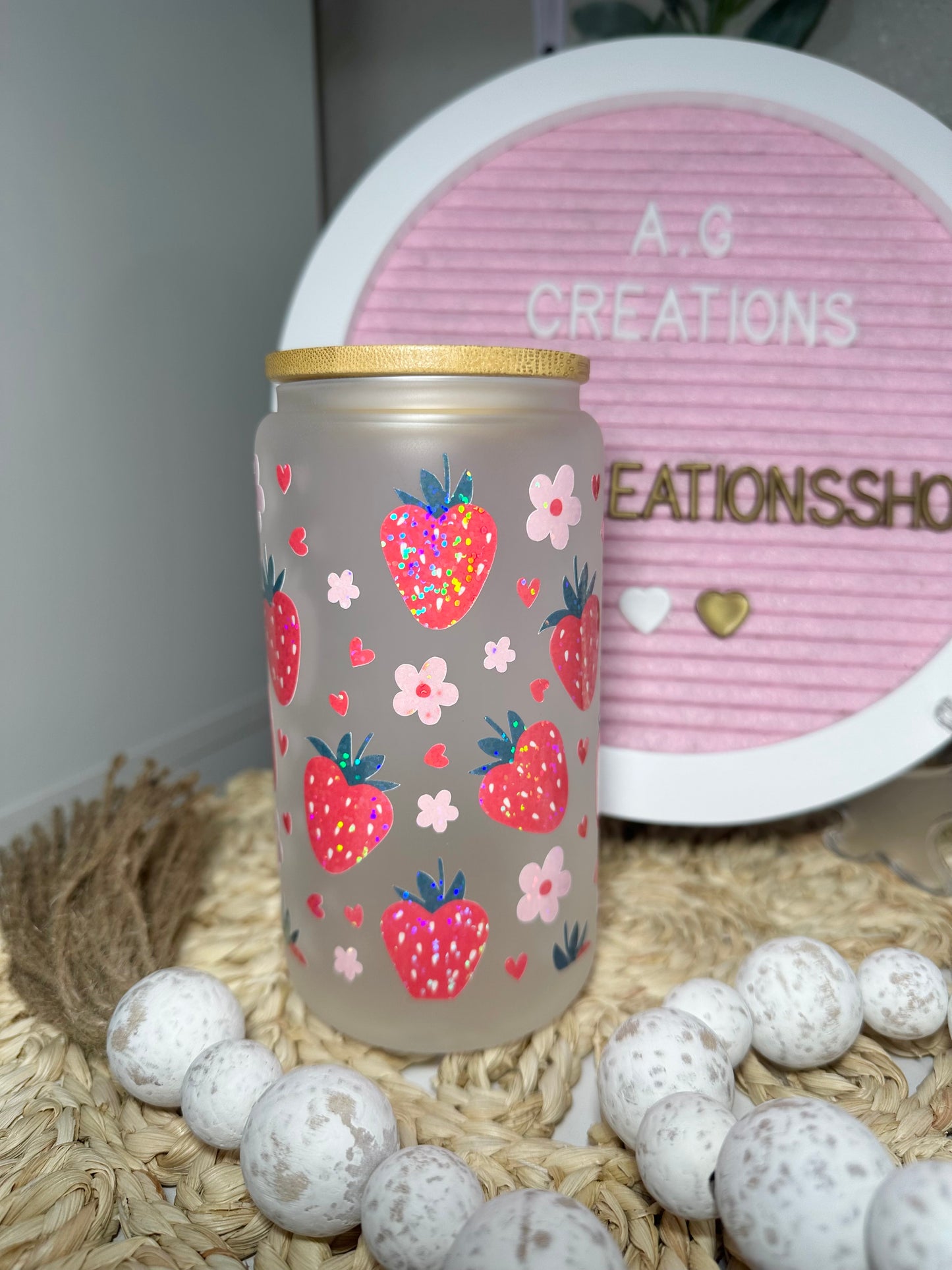 Strawberry daisy Glass Cup