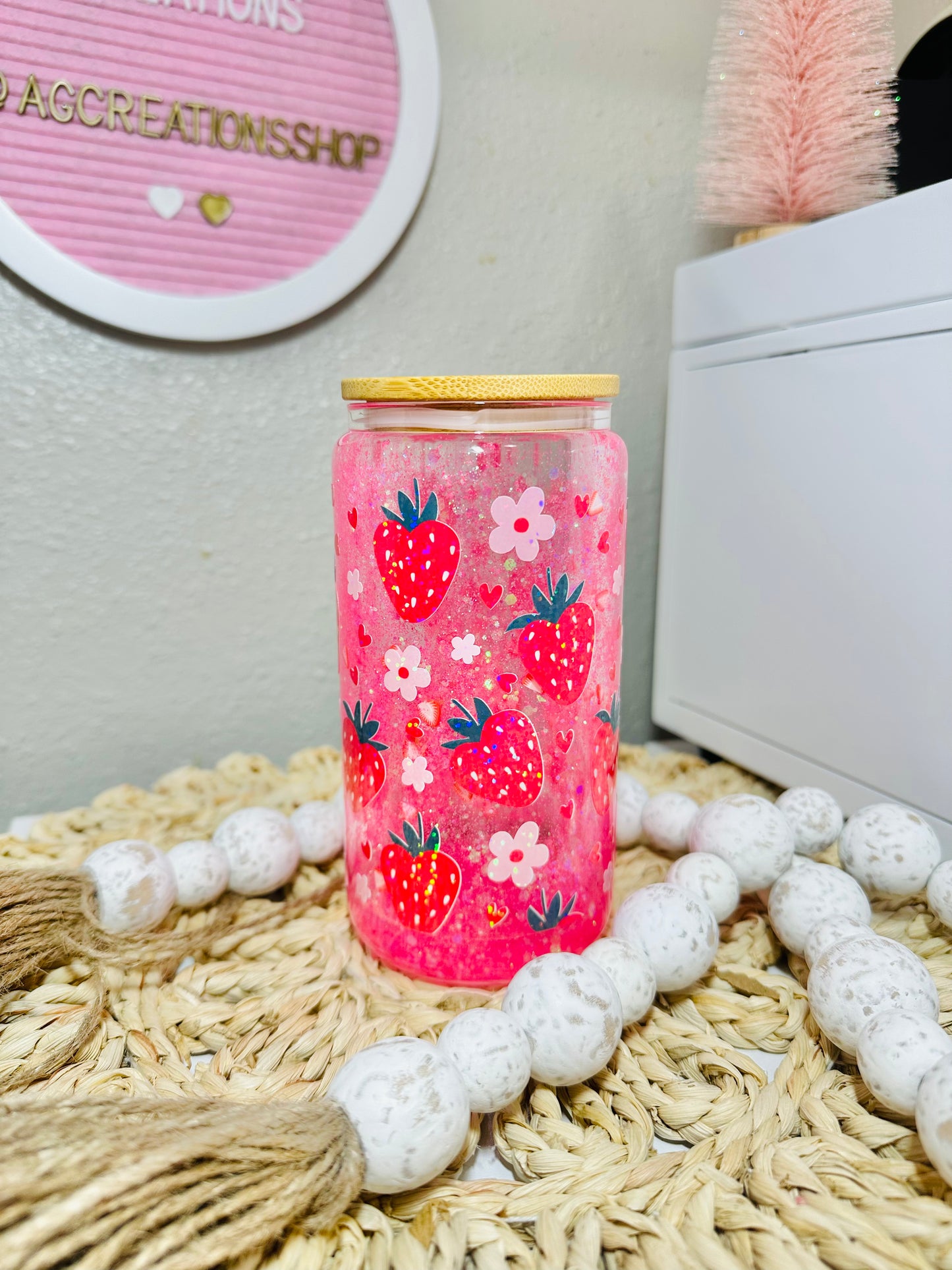 Strawberry Daisy Snow Globe